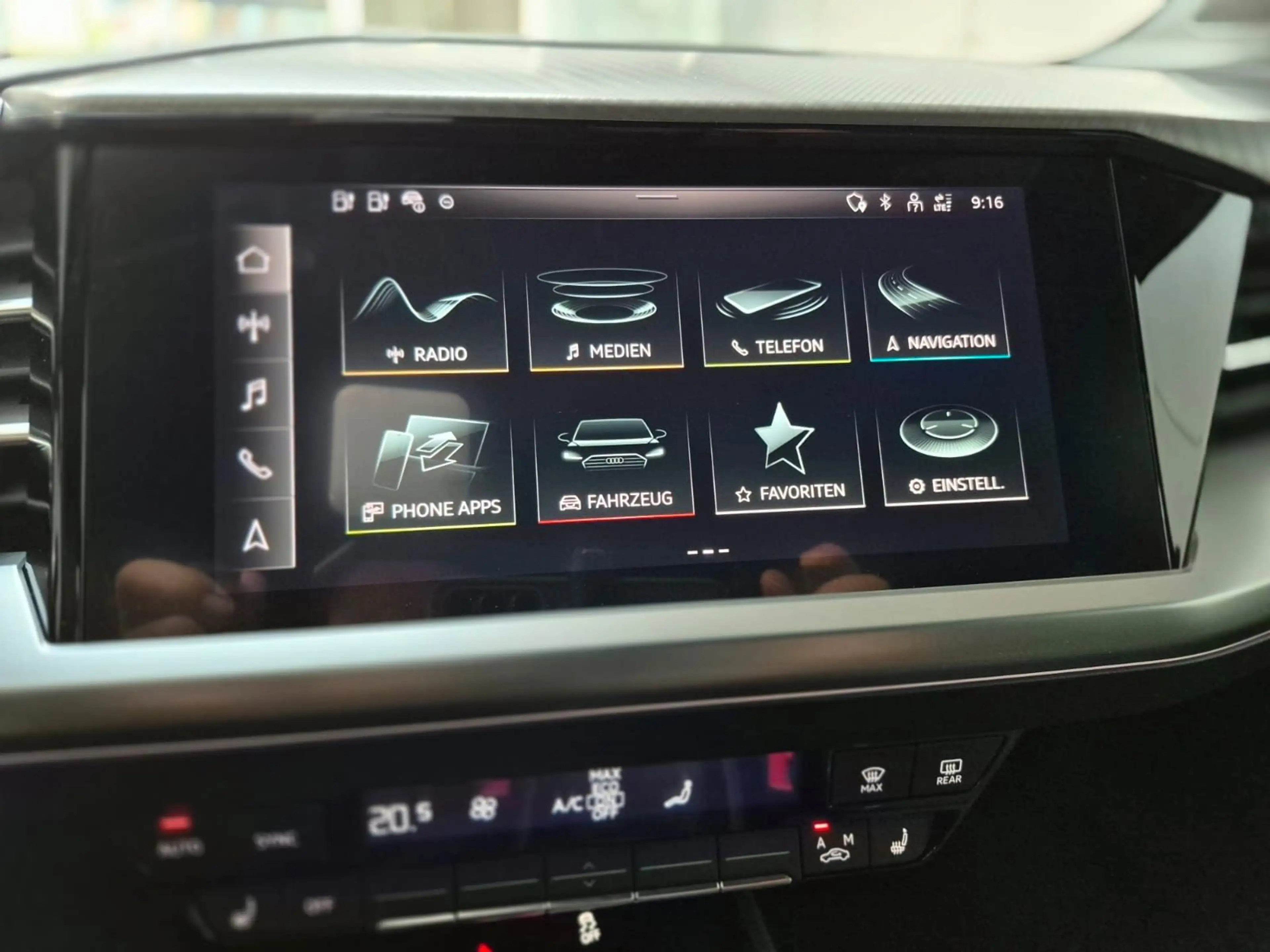 Audi Q4 e-tron 55kWh Sportback 35 Wärmepump Kamera — photo 15