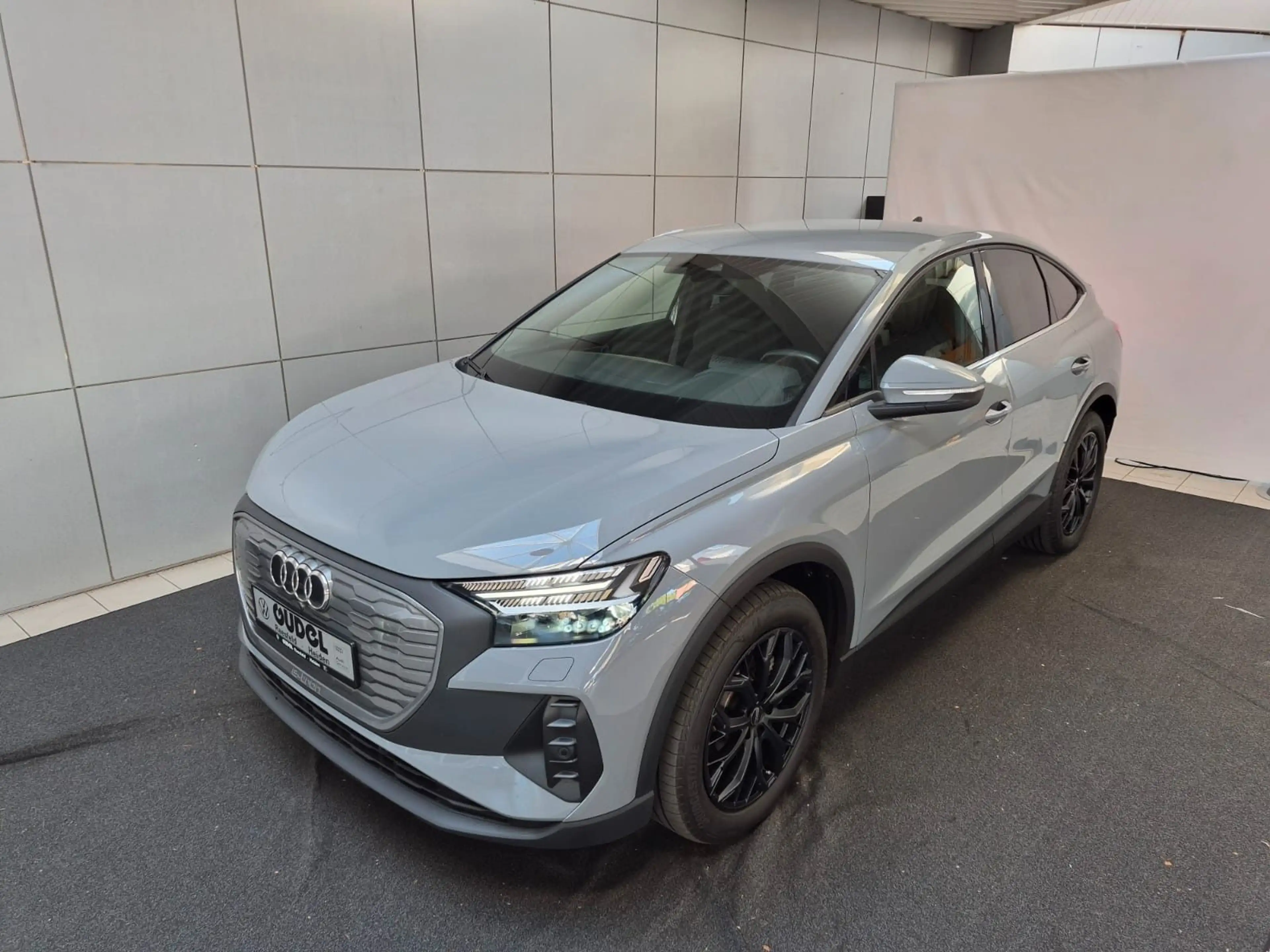 Audi Q4 e-tron 55kWh Sportback 35 Wärmepump Kamera — photo 2