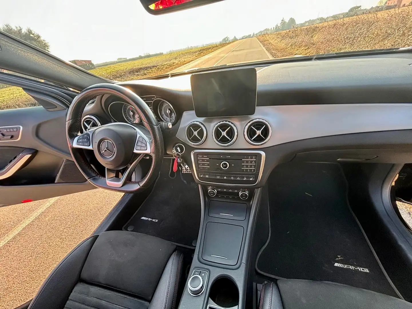 Mercedes-Benz GLA 250 GLA-X156 2014 Premium 4matic auto Nero - 2