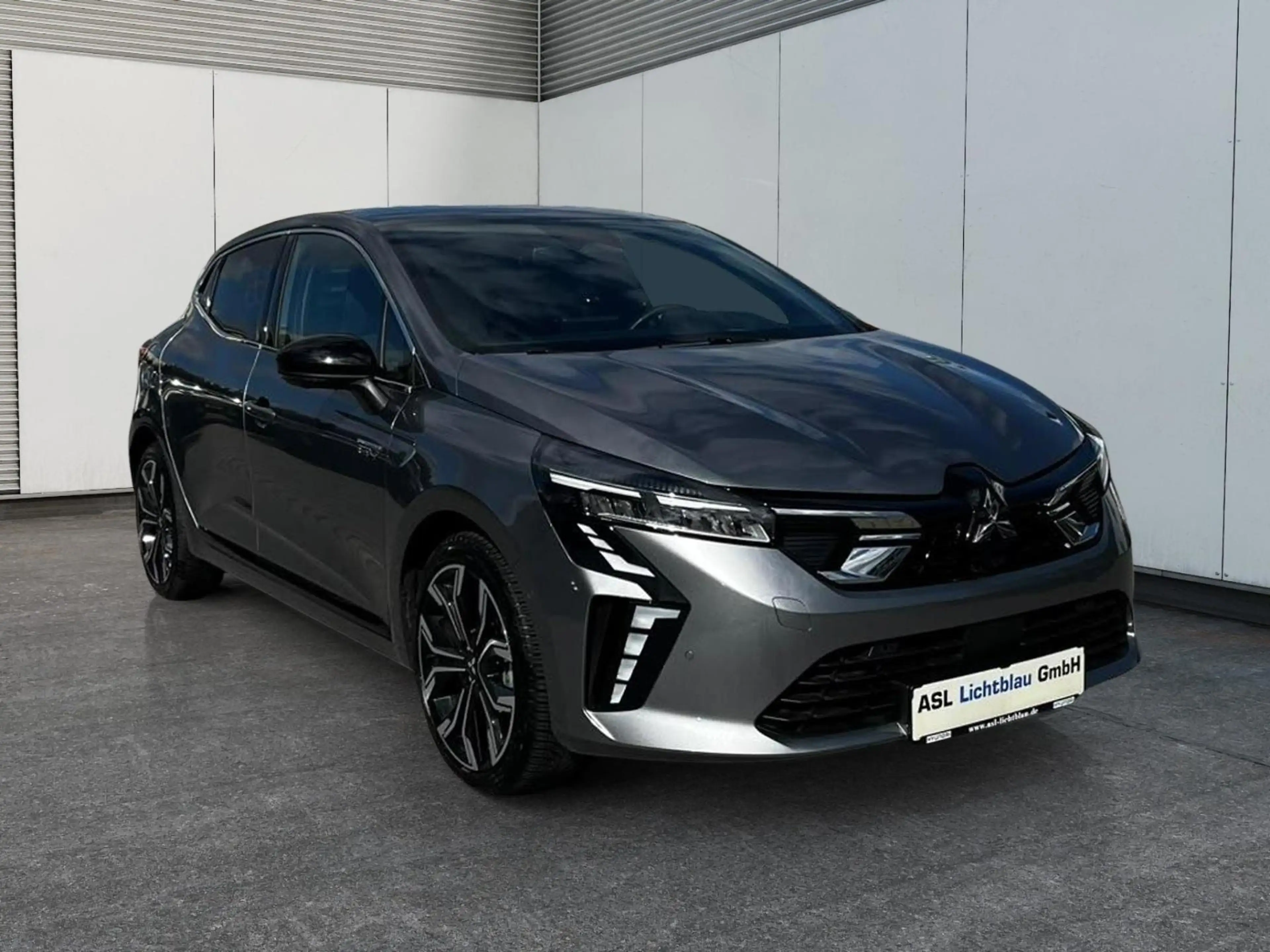 Mitsubishi Colt 1.6 Hybrid Top Hybrid — photo 3