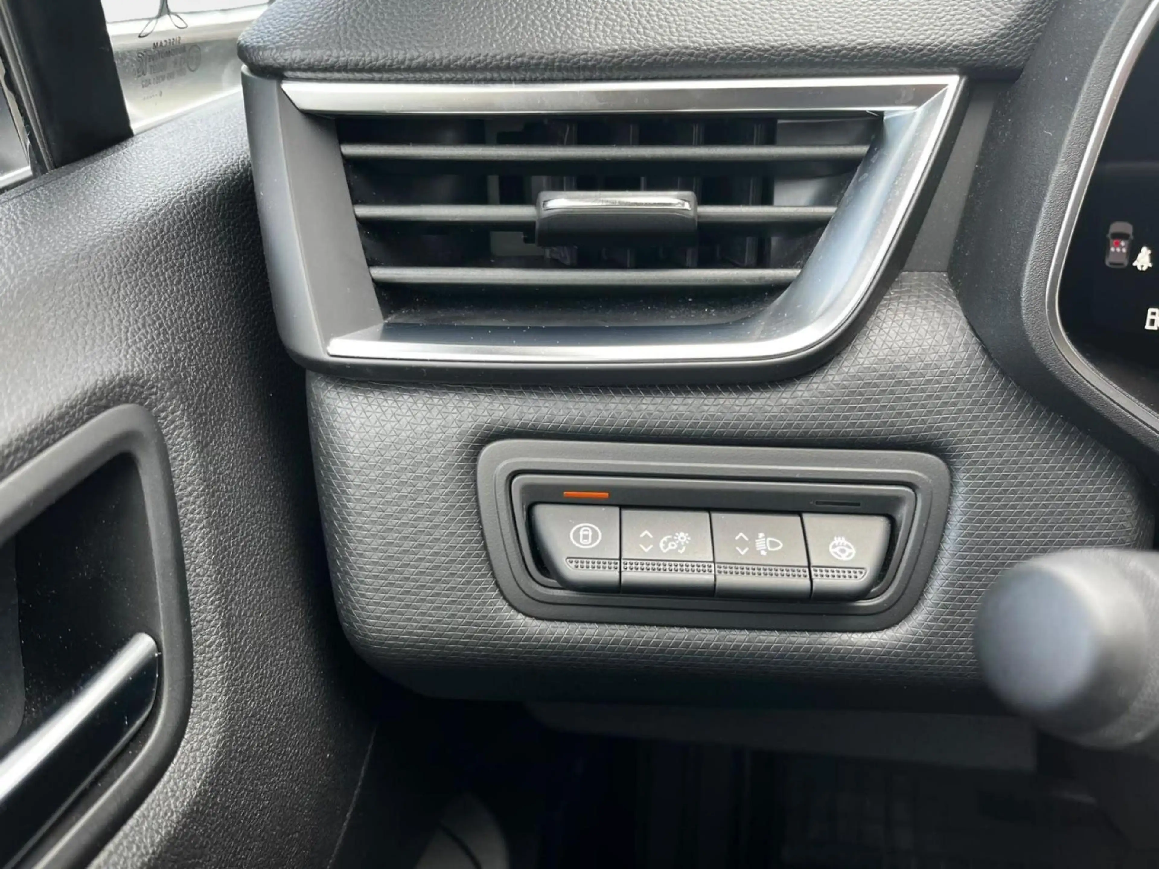 Mitsubishi Colt 1.6 Hybrid Top Hybrid — photo 12