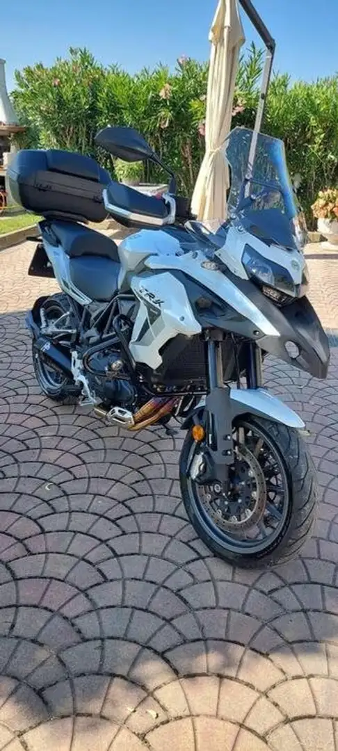 Benelli TRK 502 Alb - 1