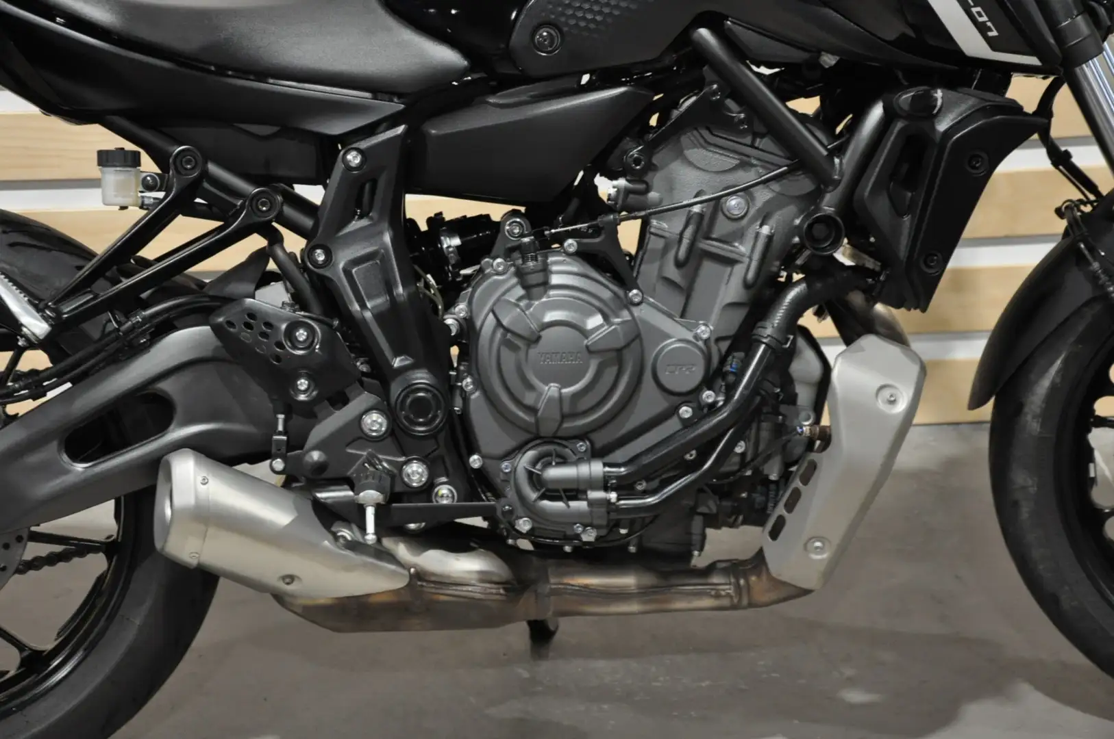Yamaha MT-07 Schwarz - 2