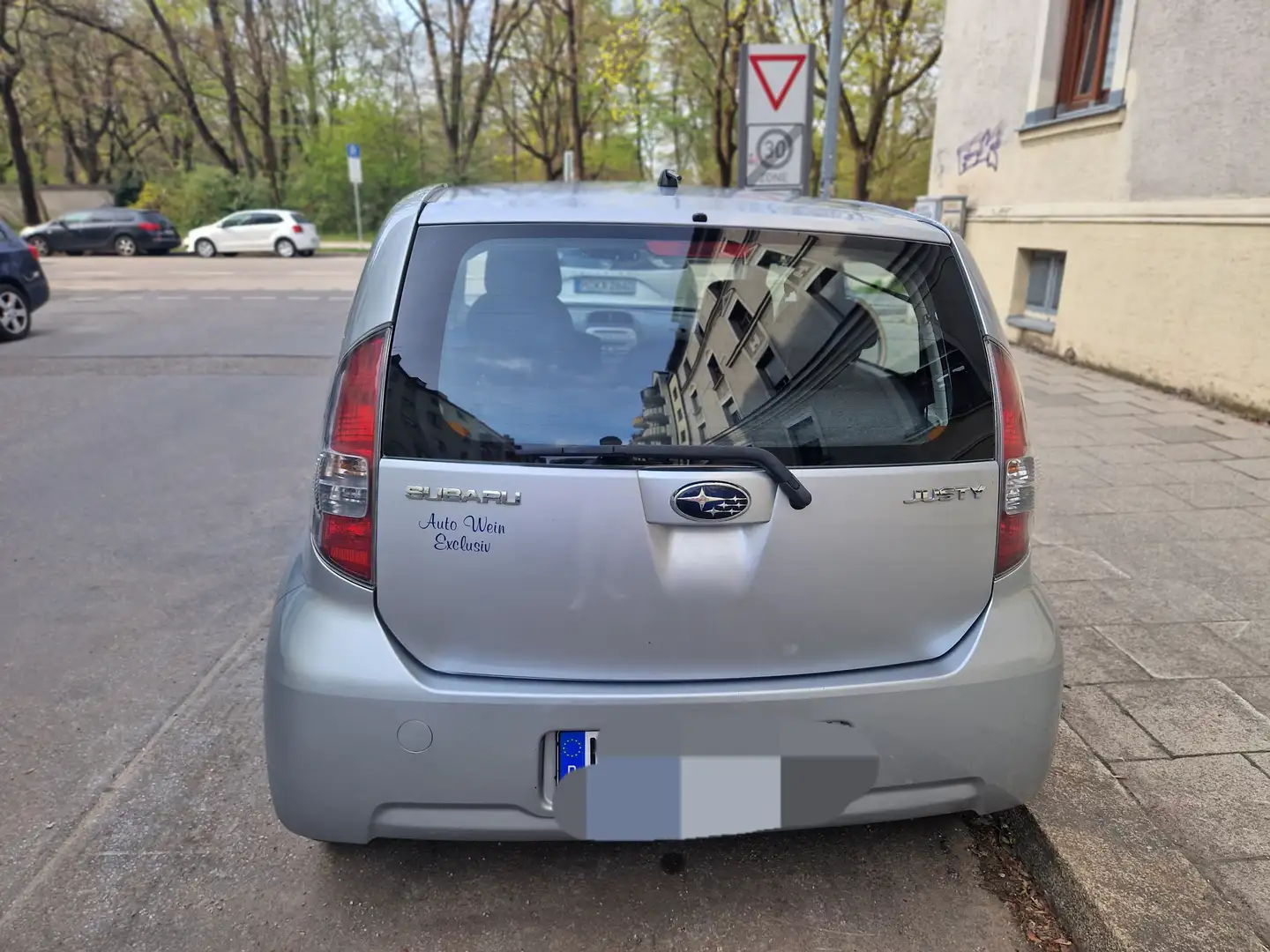 Subaru Justy Justy 1.0Active Argintiu - 2