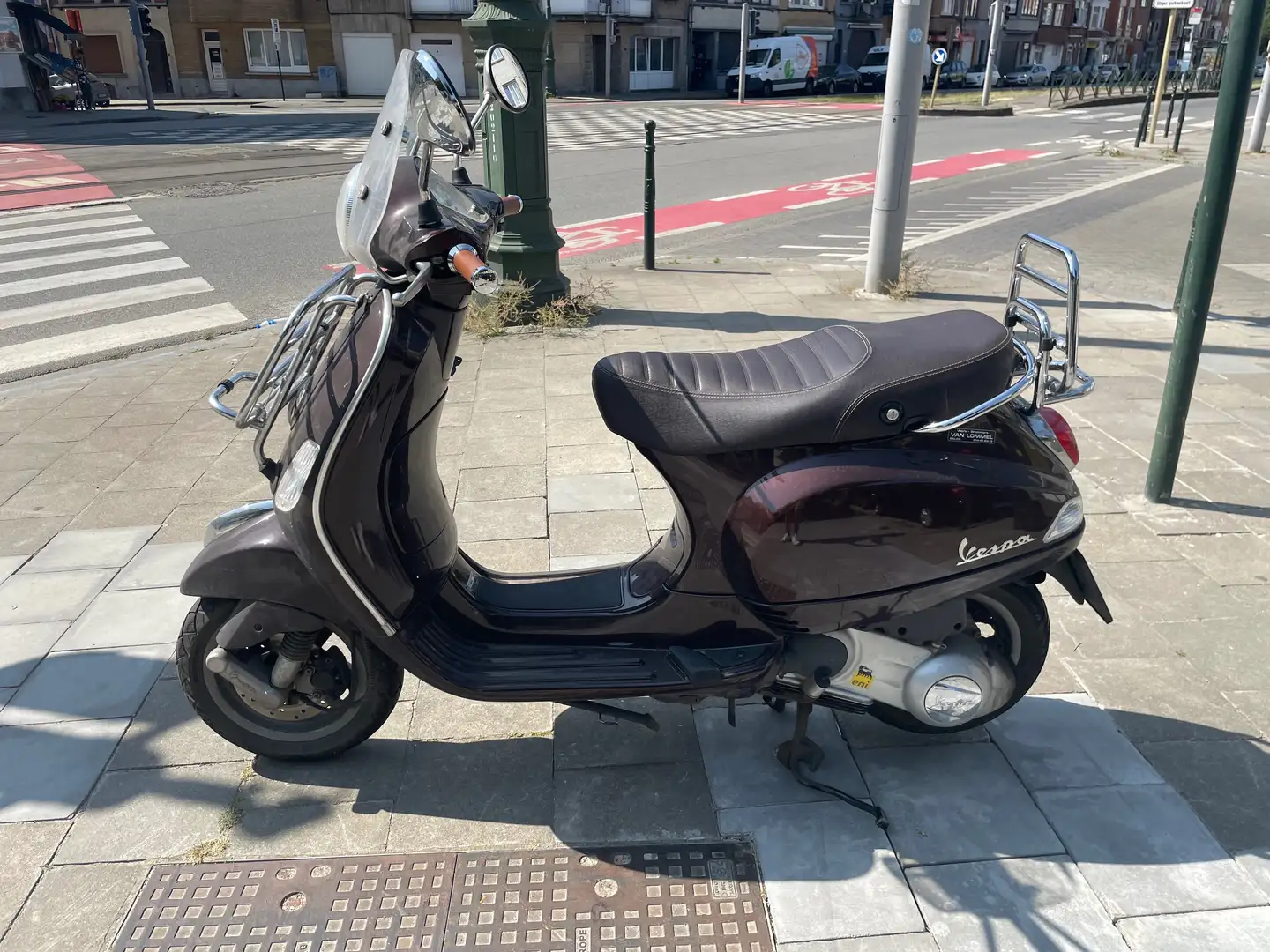 Vespa LX 125 Brun - 1