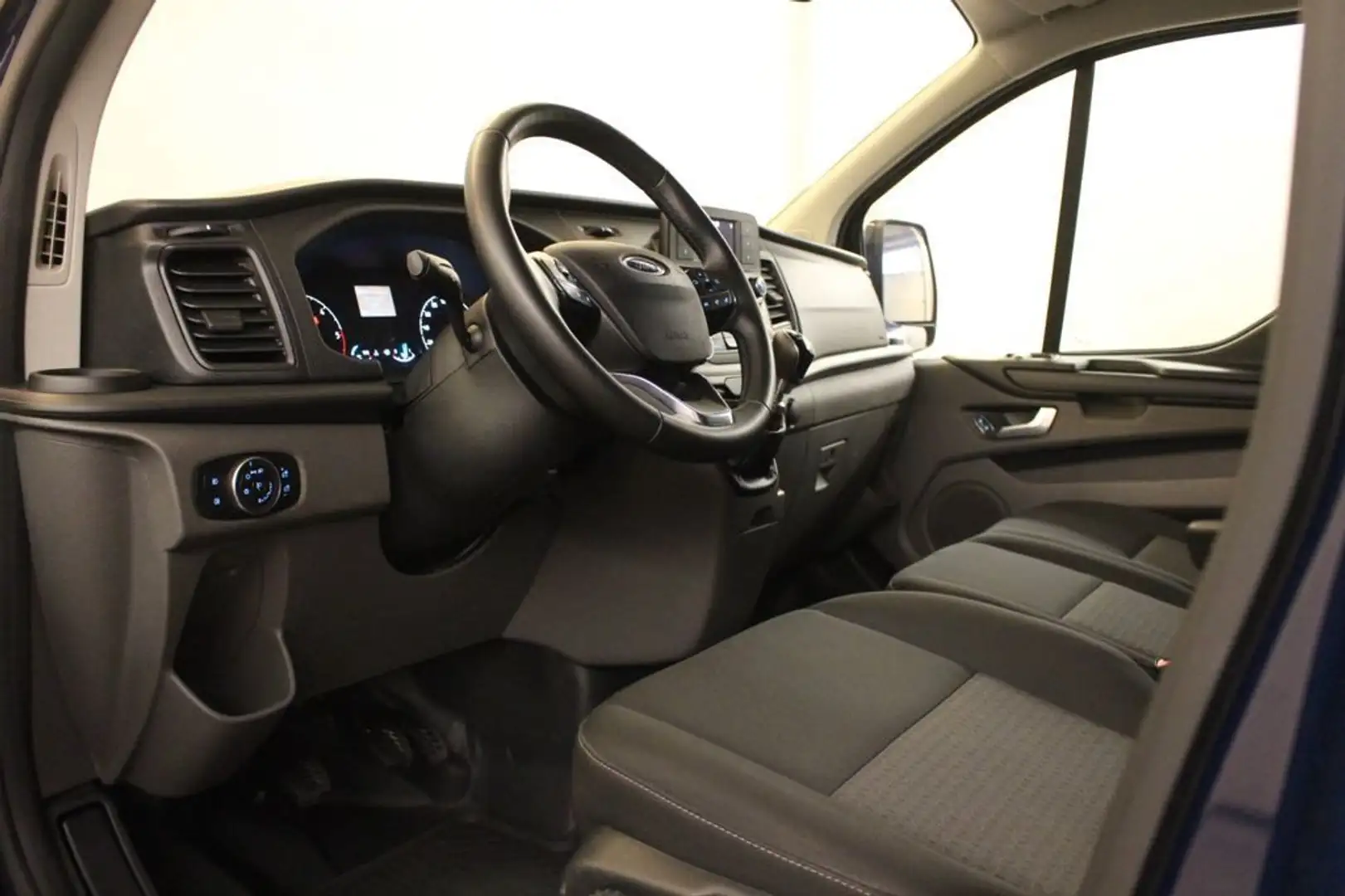 Ford Transit Custom 320 2.0 EcoBlue 130 PC Combi Trend Blu/Azzurro - 2