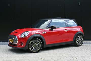 Electric Yours 33 kWh Pano, H&K, Head up, full opt