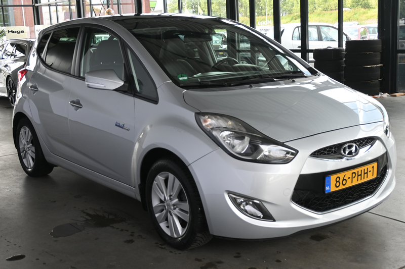 Hyundai iX20 1.4i i-Catcher Clima Navigatie Schuifdak Trekhaak — photo 5