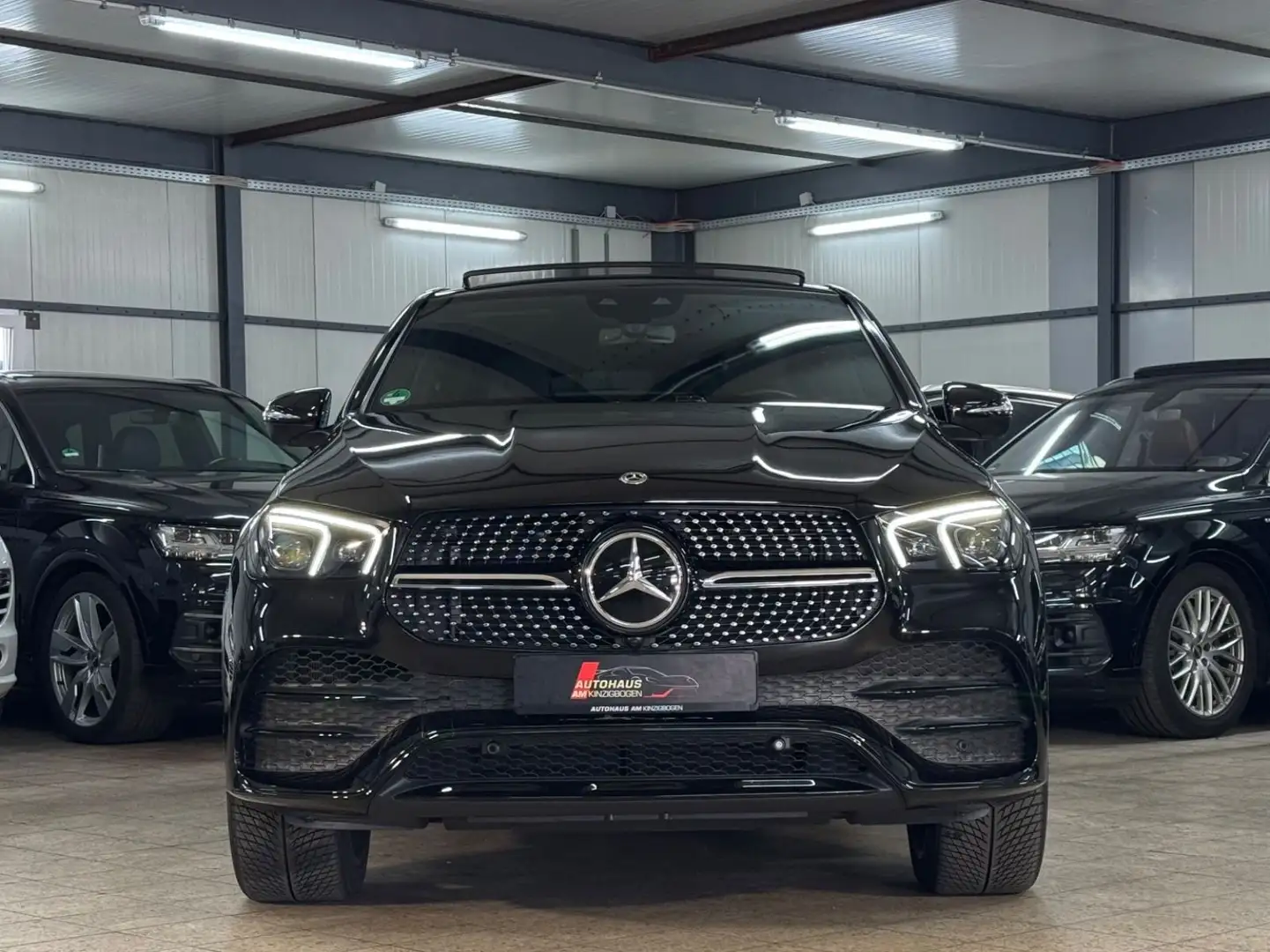 Mercedes-Benz GLE 400 d Coupe AMG*INOV*PANO*AHK*AIR*MEMO*360*21 Negru - 2