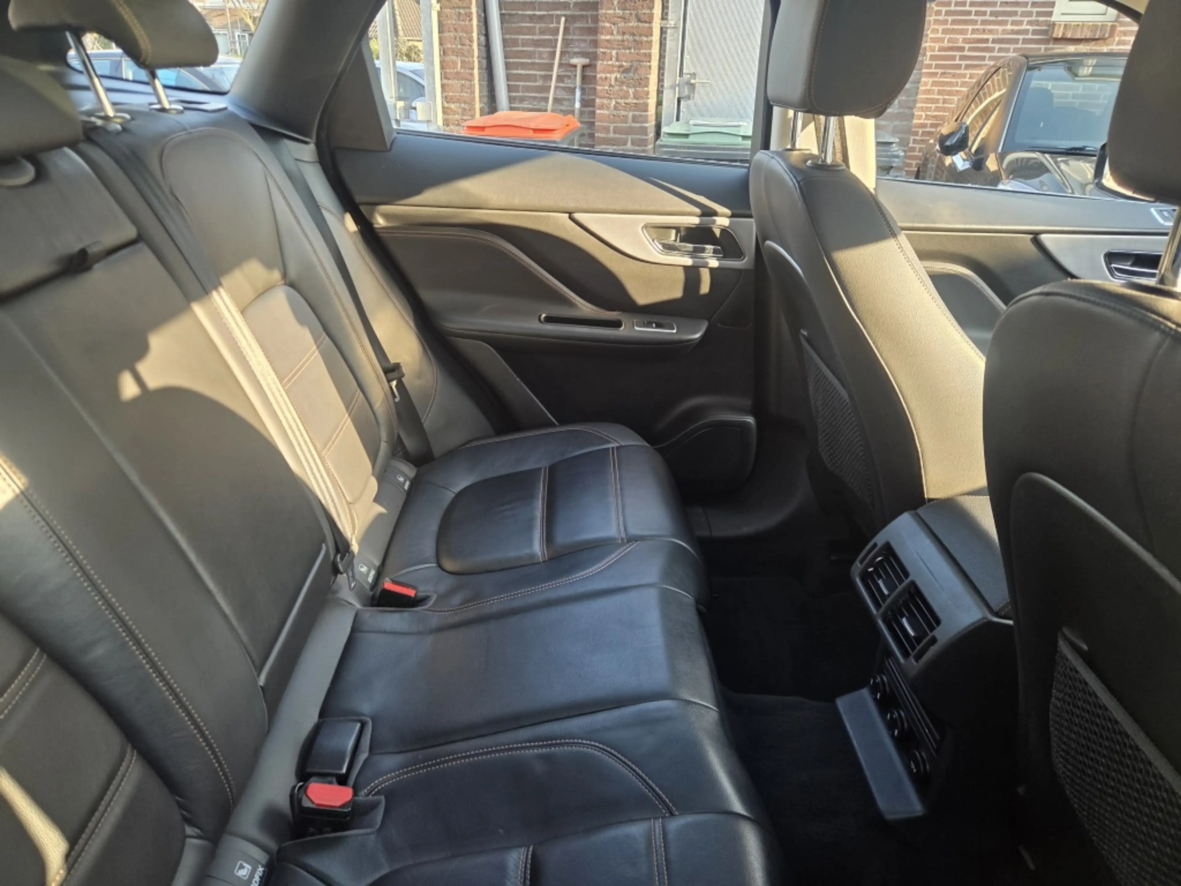 Jaguar F-Pace 2.0 Portf. AWD 20d Ex BPM distributieketting verva — photo 3