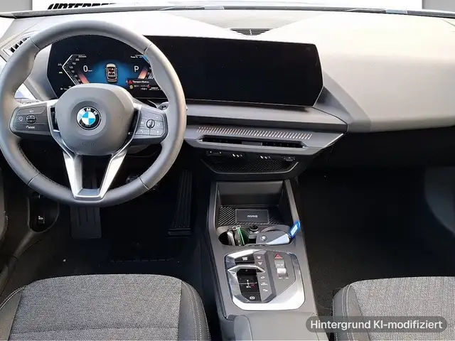 BMW 1 Series view 3