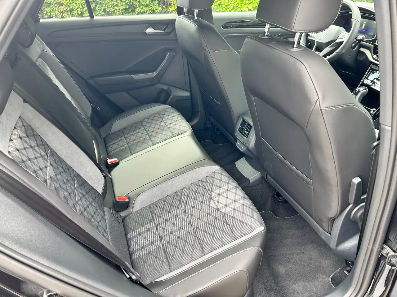 Volkswagen T-Roc 1.5 TSI DSG R-Line-TREKHAAK-ACC, миниатюра 29