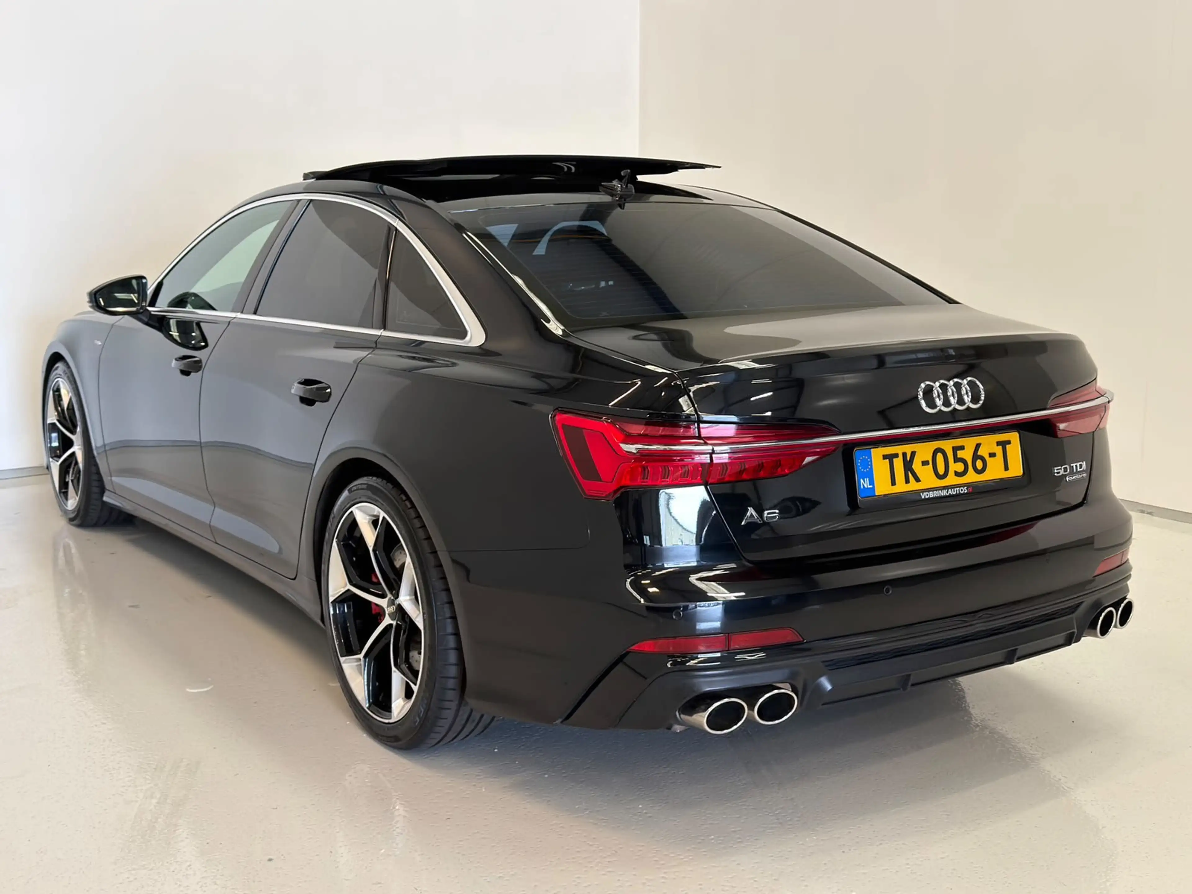 Audi A6 Limousine 50 TDI Quattro Sport S-Line / Pano / NL- — photo 4