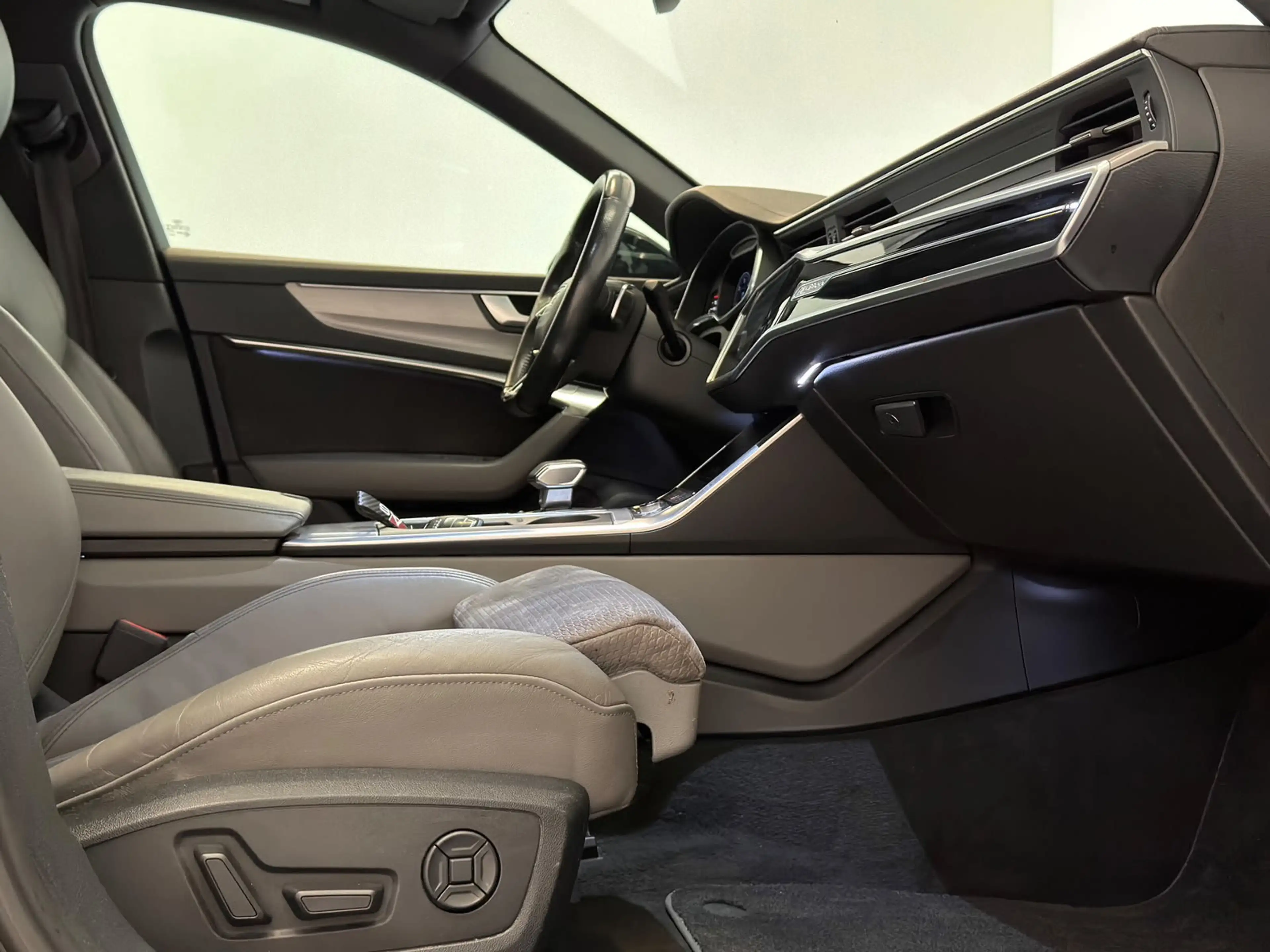Audi A6 Limousine 50 TDI Quattro Sport S-Line / Pano / NL- — photo 9