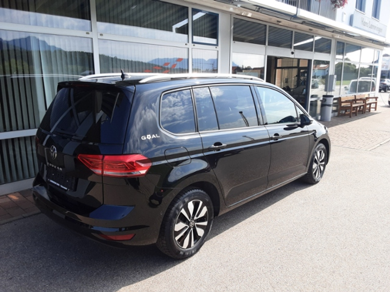 Volkswagen Touran GOAL IQ-LIGHT AHK NAVI ACC SHZ — photo 3