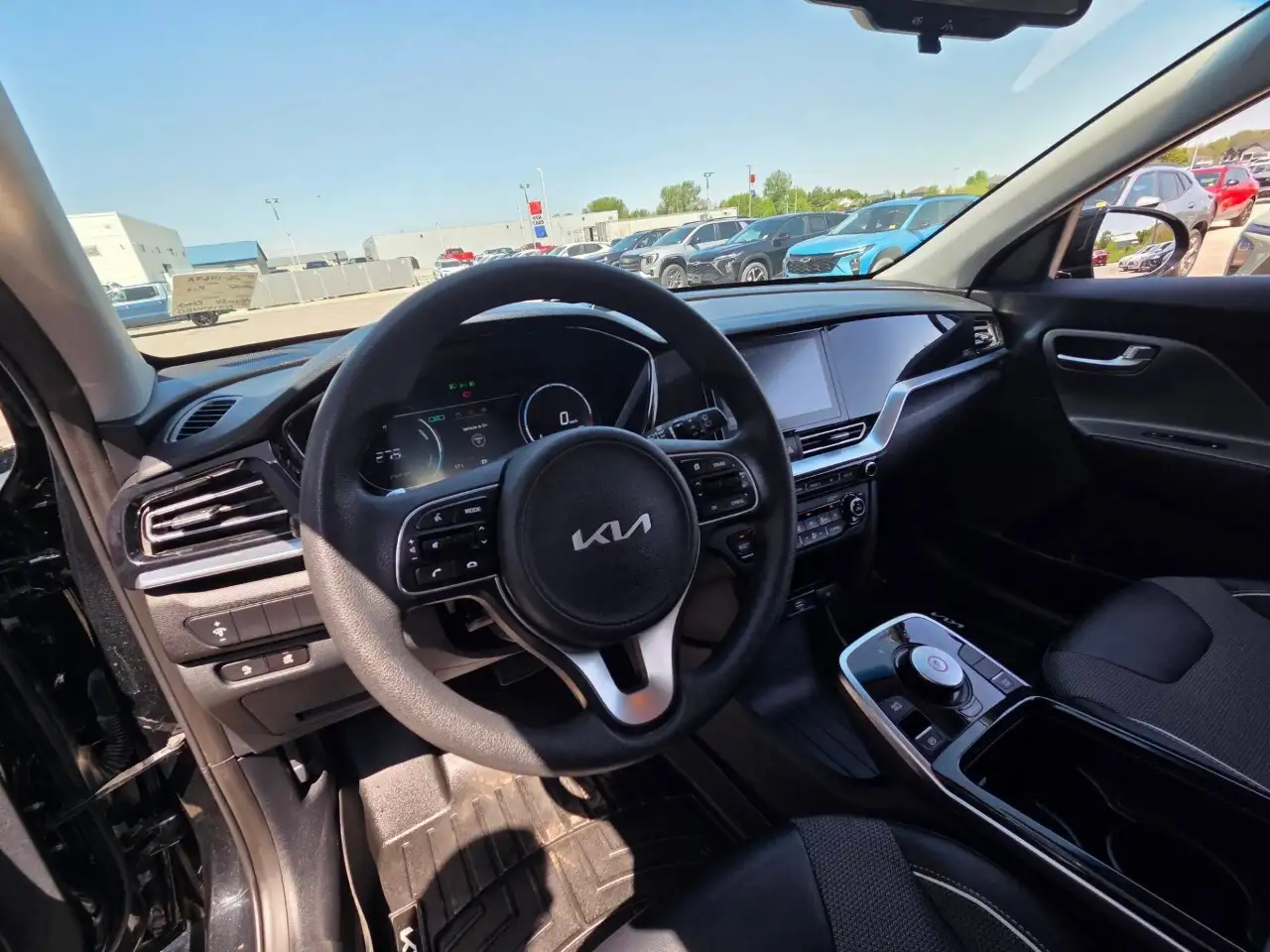 Kia Niro снимка Kia Niro