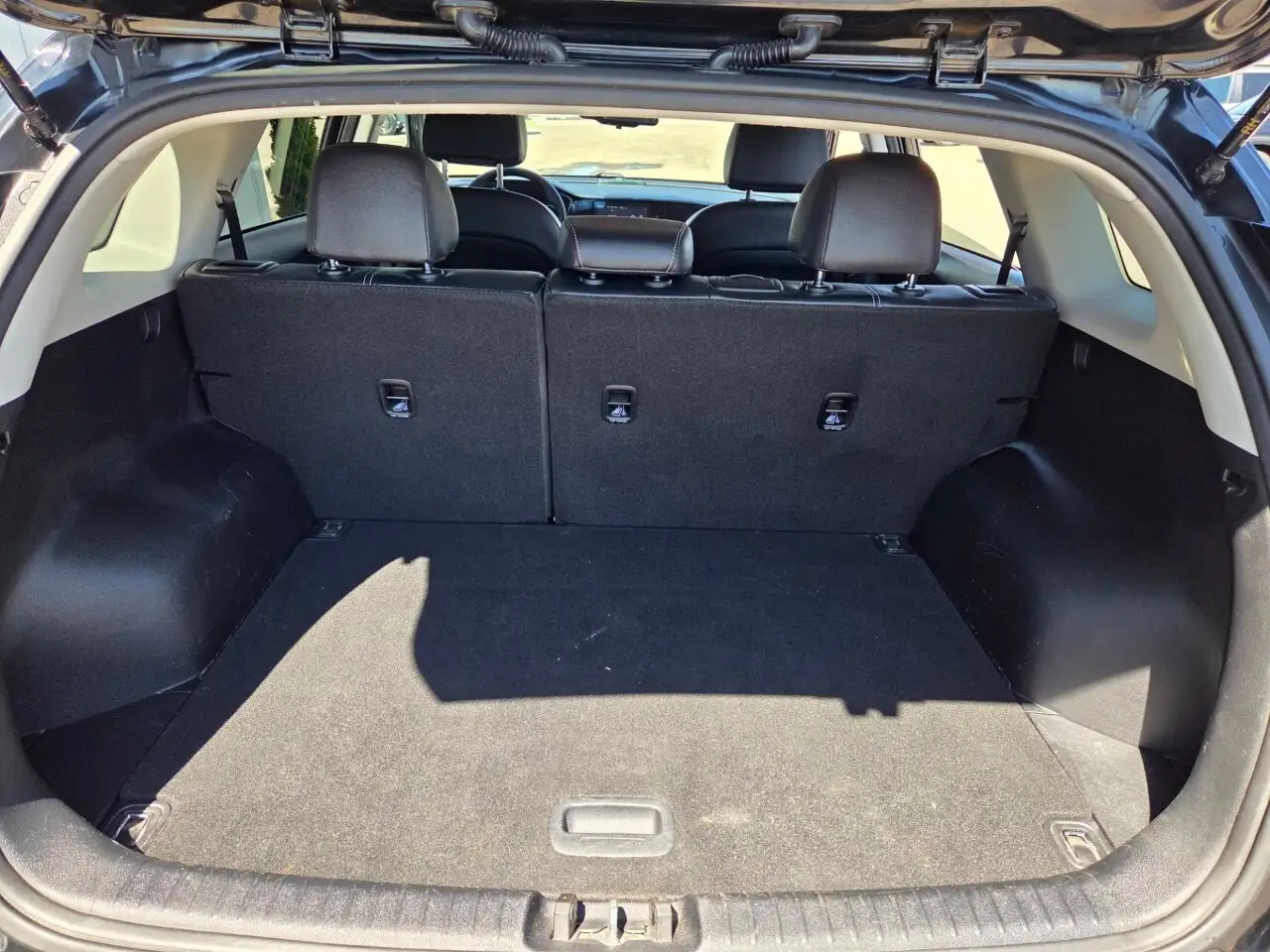 Kia Niro снимка Kia Niro