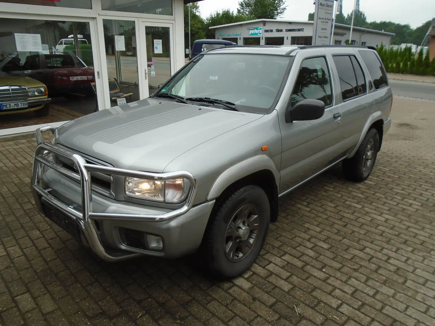 Nissan Pathfinder Pathfinder 3.5 V6 Automatik AHK TÜV 03/2026 Argintiu - 2