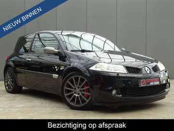 2.0-16V T F1 Team R26 * 230 PK * NL-AUTO !!