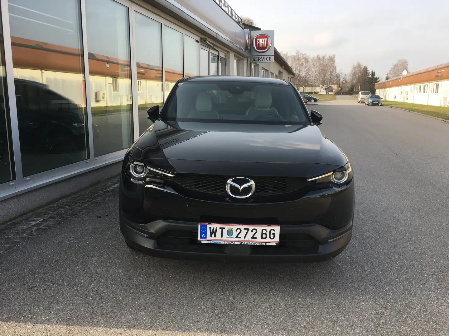 Mazda MX-30 35,5kWh GTE+ Premium Modern Schwarz - 2