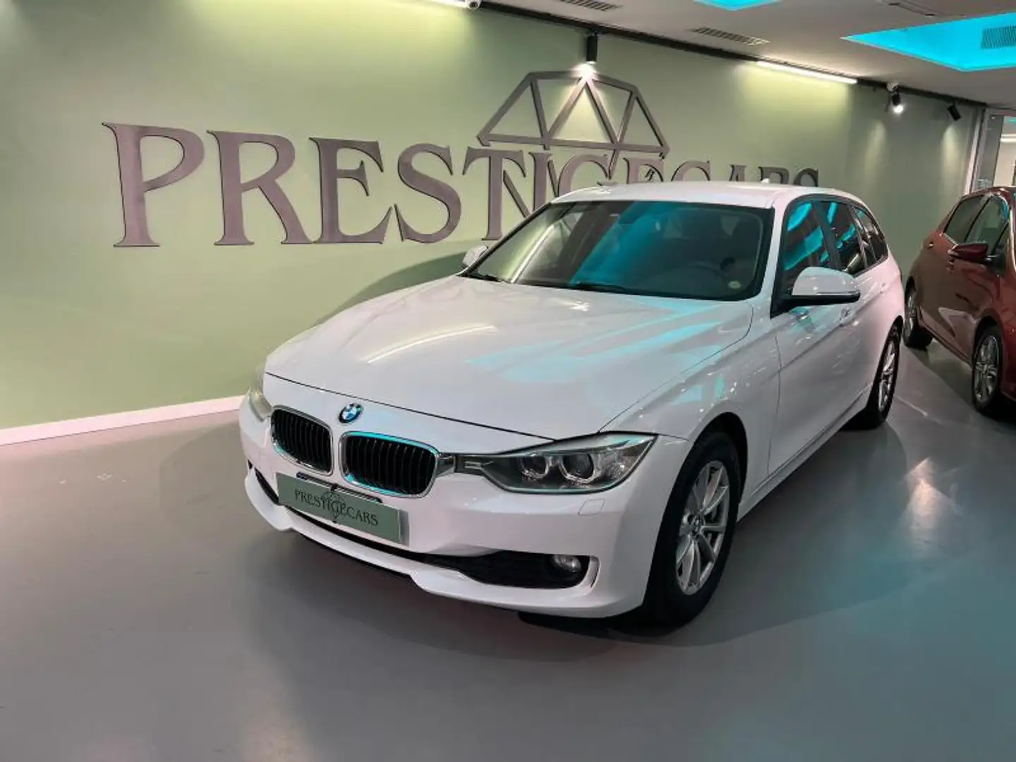 BMW 320 320d Touring Msport Bianco - 1