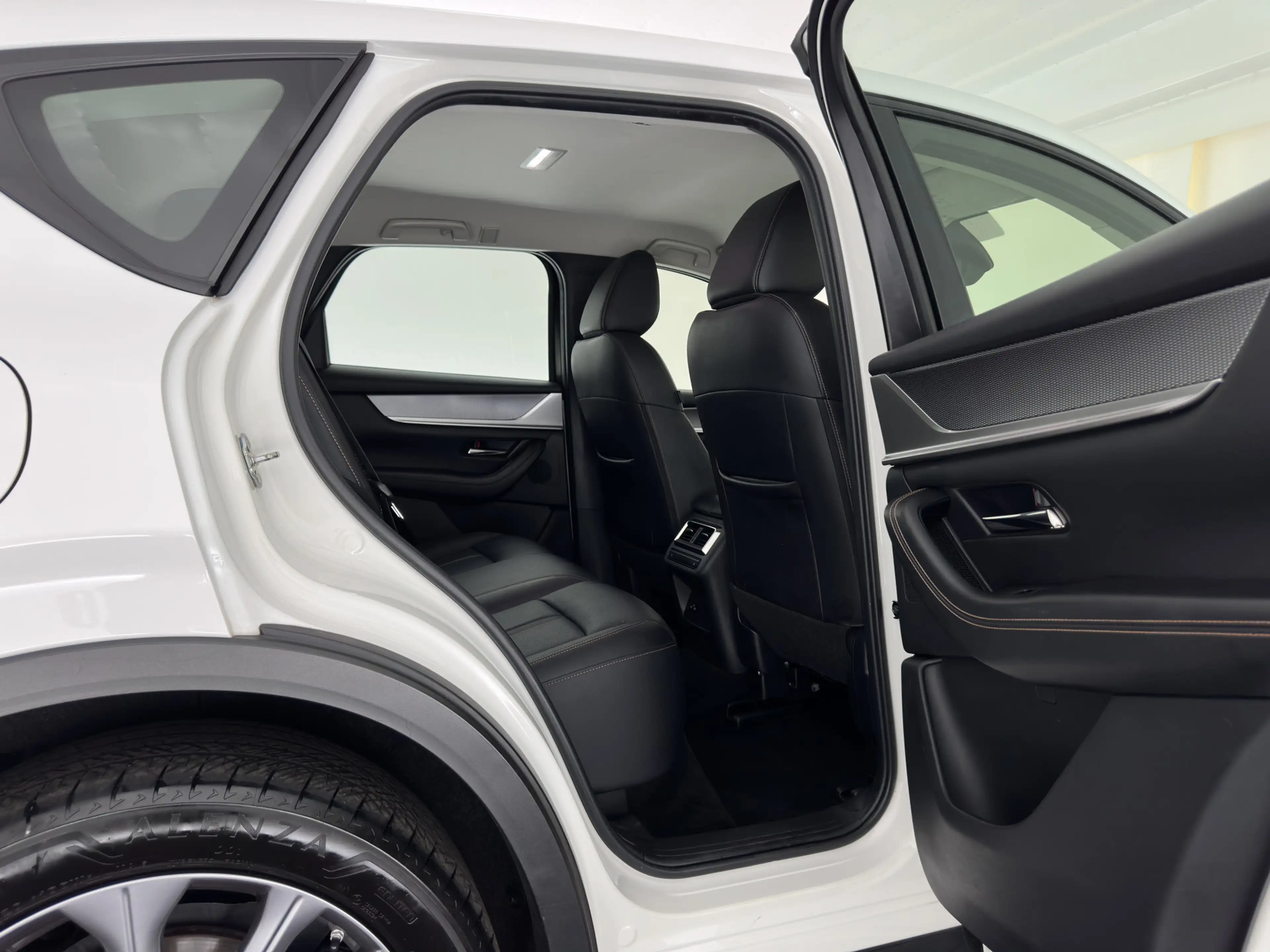 Mazda CX-60 2.5 e-SkyActiv PHEV Exclusive-Line AWD [3-Fase] (P — photo 11