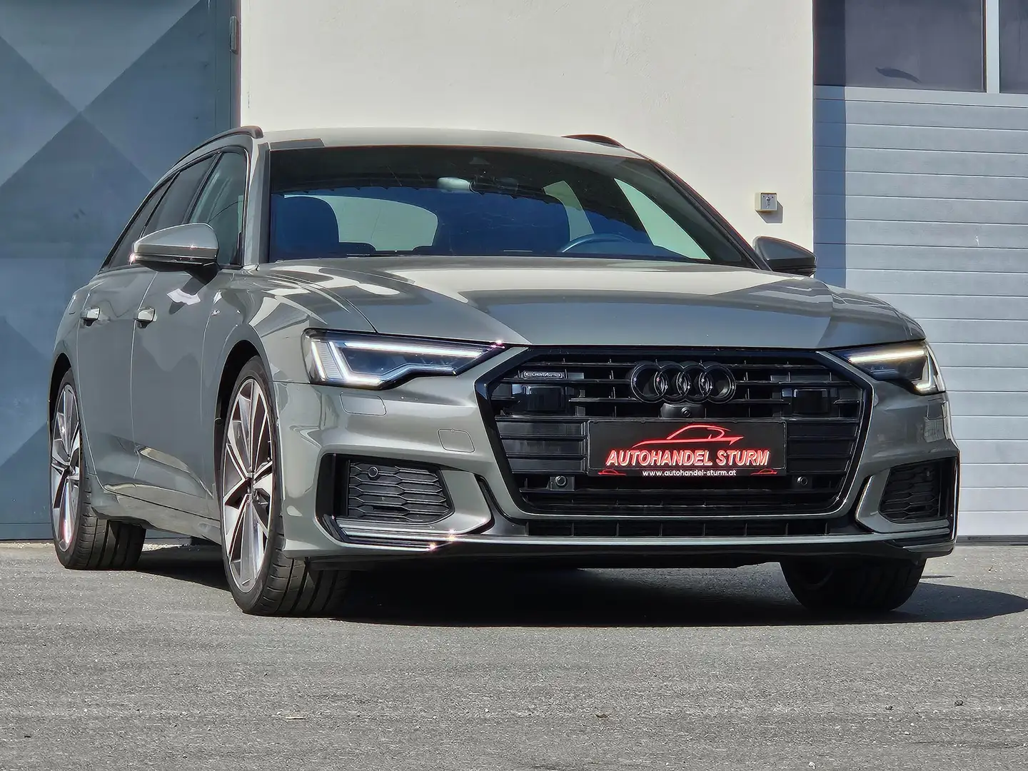 Audi A6 Av 50TFSIe quattro 3xS-line sport S-tr *Black*B&O* Grau - 2