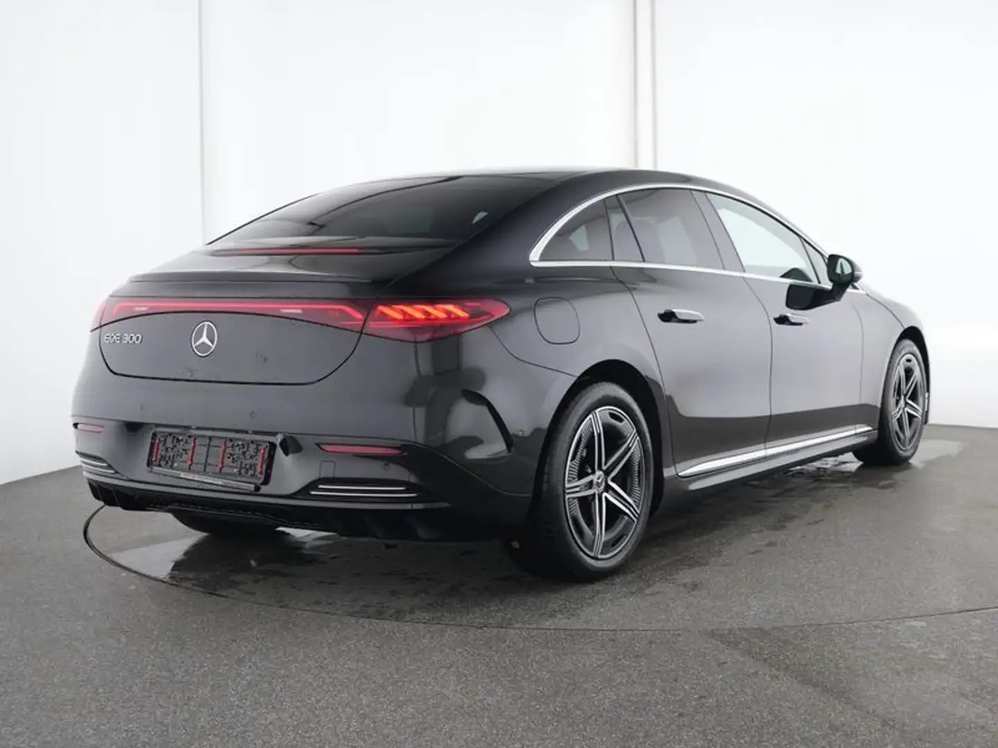 Mercedes-Benz EQE 300 AMG AIRMATIC AHK Head Up 4xSHZ Wartung Schwarz - 2
