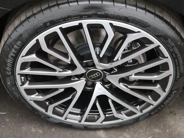 Audi A5 view 8