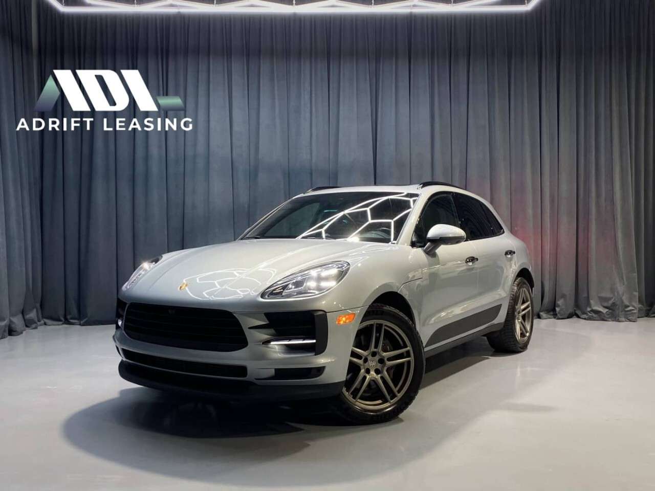 2021 Porsche Macan AWD