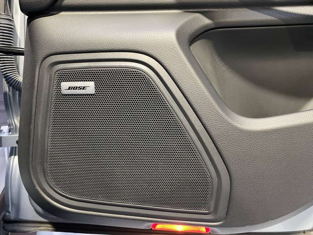 2021 Porsche Macan AWD thumb 22