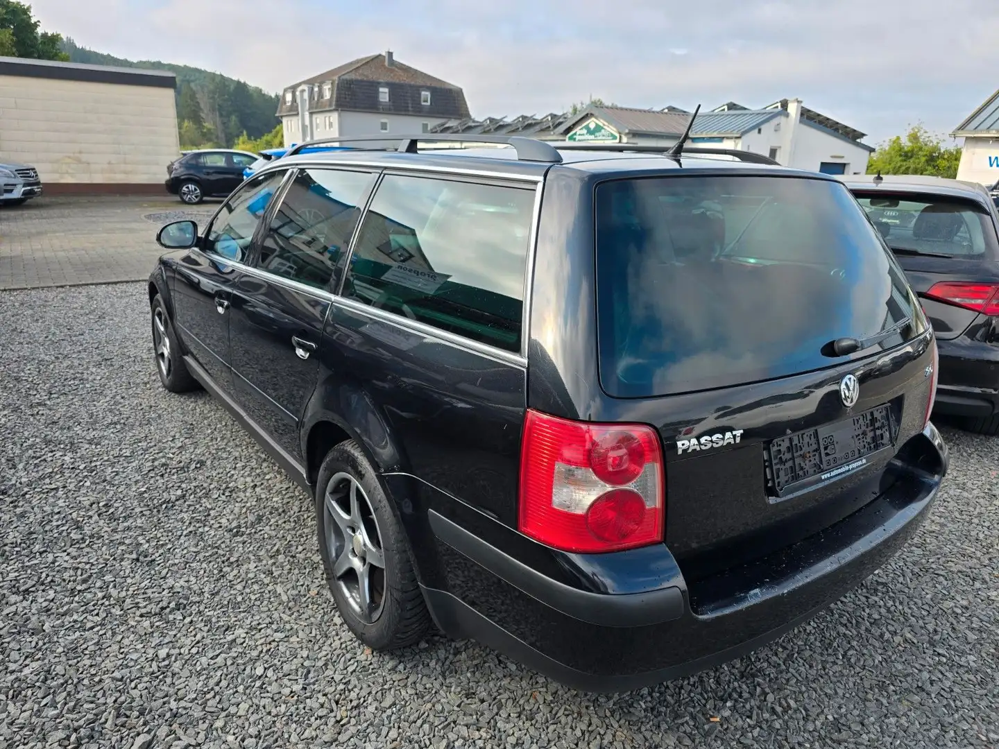 Volkswagen Passat Variant Passat 2.0 Variant Family Schwarz - 2