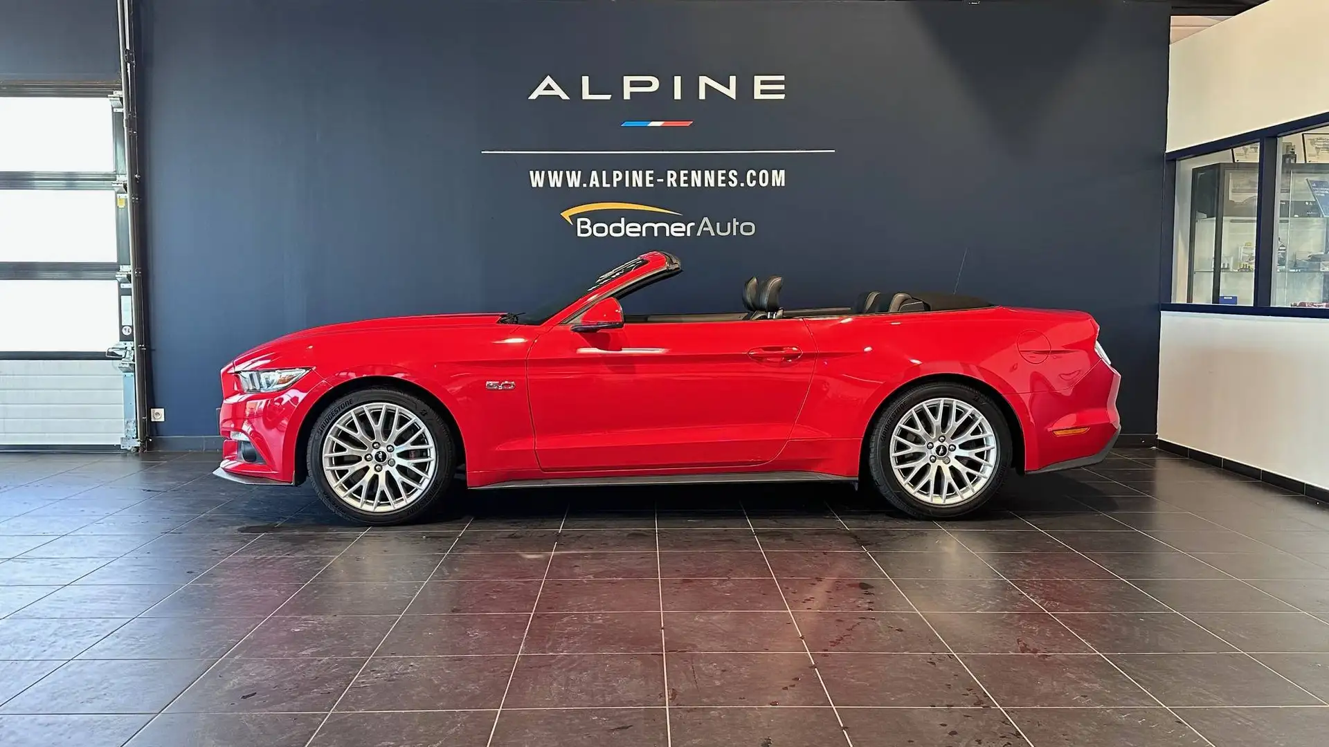 Ford Mustang Mustang Convertible V8 5.0 421 - 2