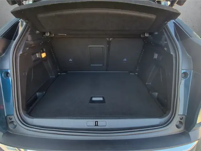 Peugeot 3008 view 7