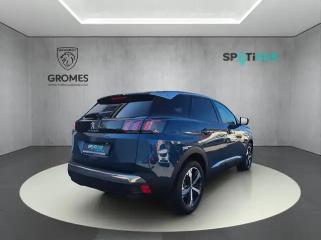 Peugeot 3008 view 3