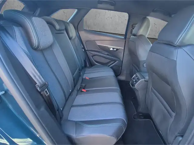Peugeot 3008 view 14