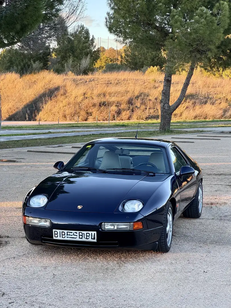 Porsche 928 GTS Azul - 2