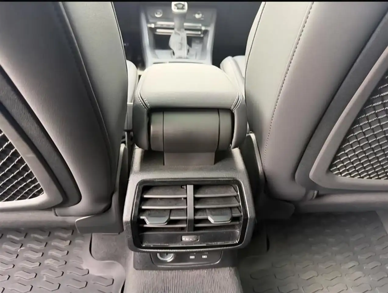 Audi Q3 fotografie Audi Q3