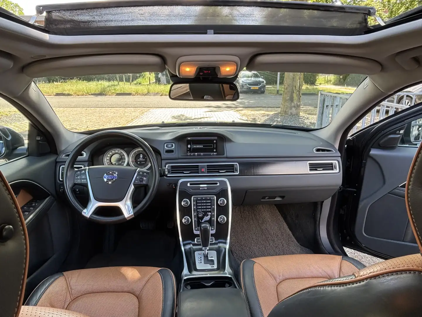 Volvo V70 3.0 T6 AWD Summum Inscription LPG Standkachel ACC Szary - 2