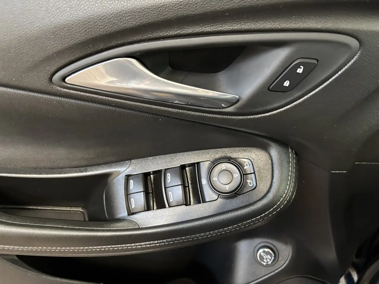 Buick Encore снимка Buick Encore