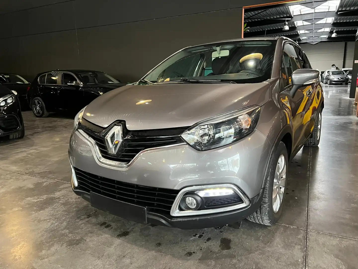 Renault Captur 1.5 dCi Energy Intens Gris - 1