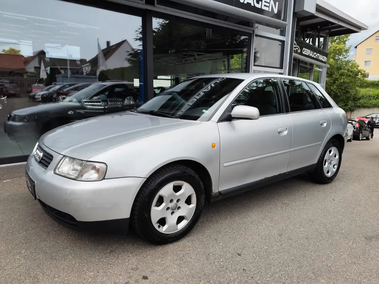Audi A3 AUTOMATIK, ALU, KLIMA, ALLWETTER REIFEN, foto 1