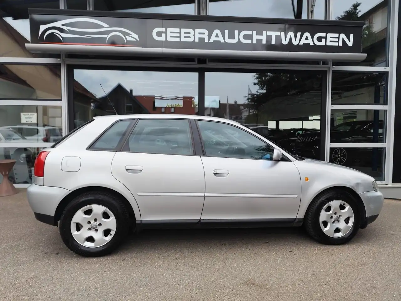 Audi A3 AUTOMATIK, ALU, KLIMA, ALLWETTER REIFEN, foto 8