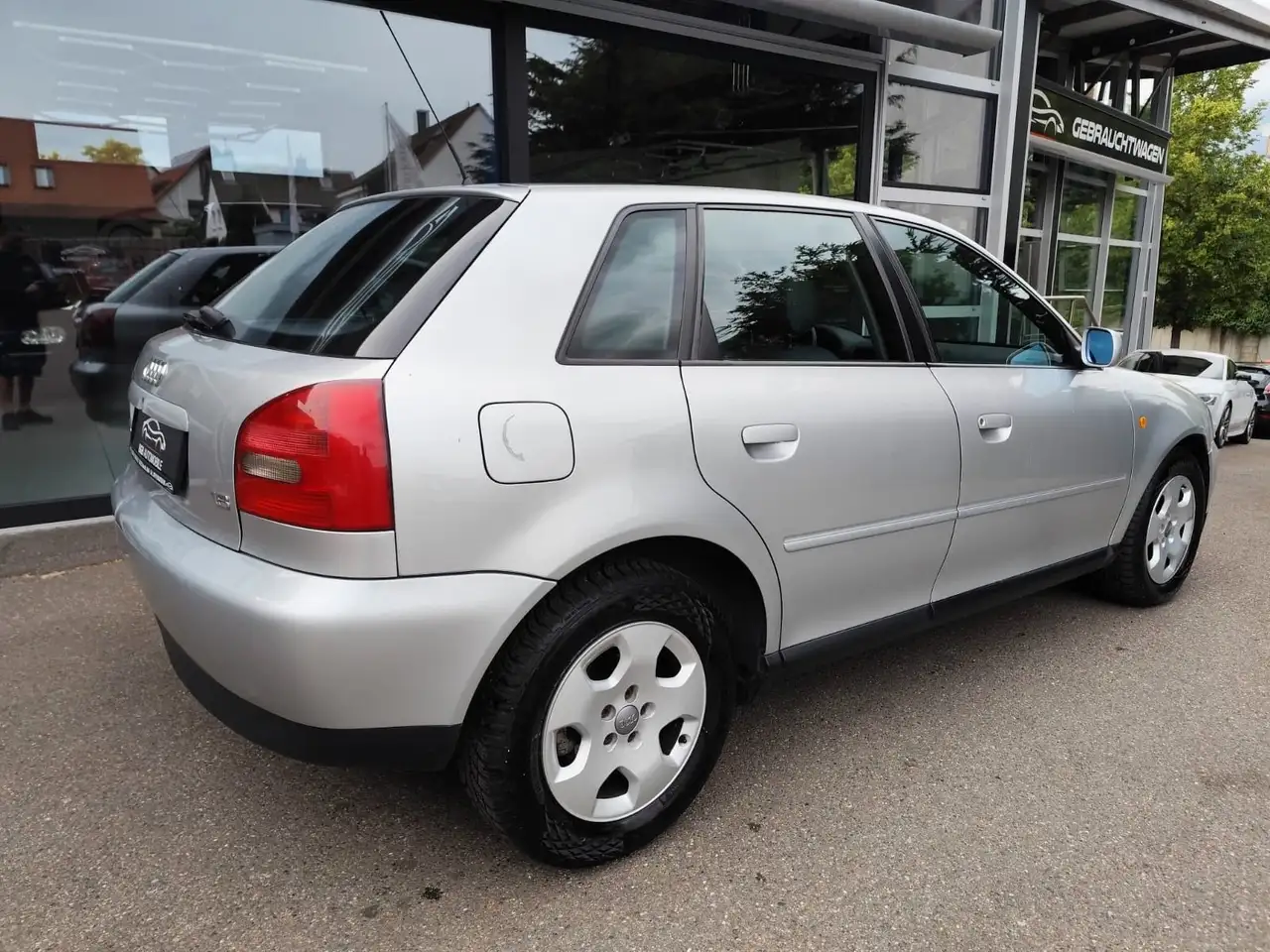 Audi A3 AUTOMATIK, ALU, KLIMA, ALLWETTER REIFEN, foto 10