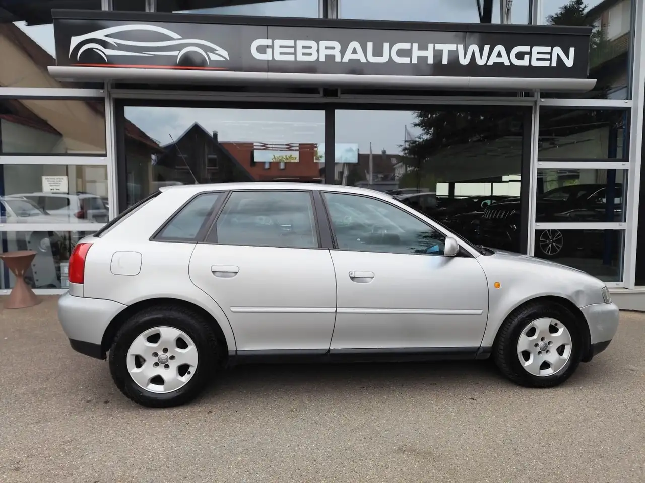 Audi A3 AUTOMATIK, ALU, KLIMA, ALLWETTER REIFEN, foto 9