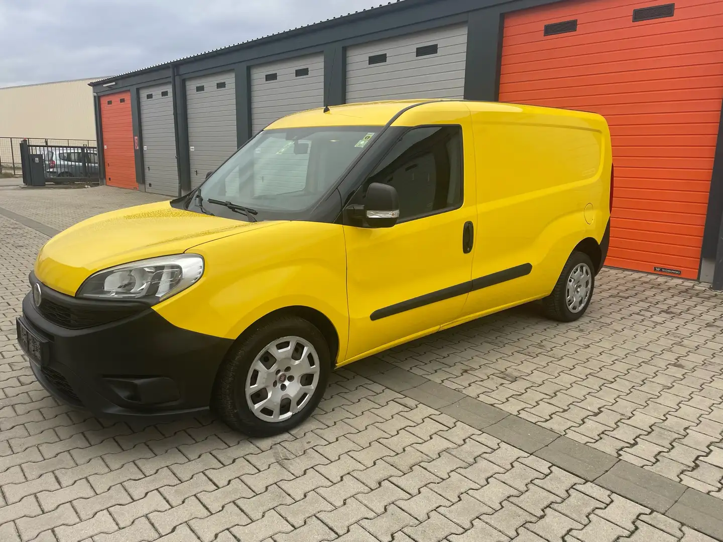Fiat Doblo Basis Maxi Kasten Gelb - 1