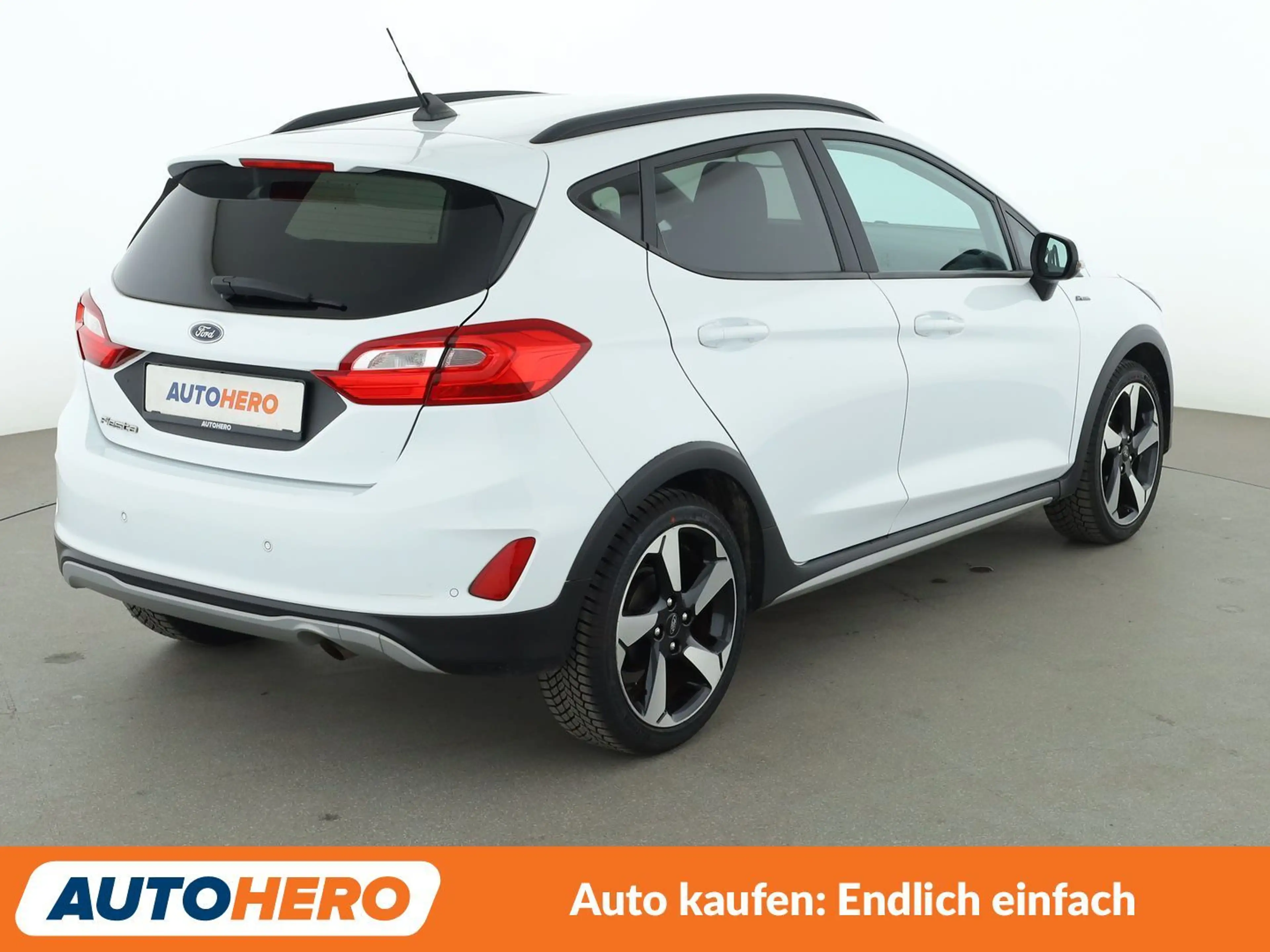 Ford Fiesta 1.0 EcoBoost Active *NAVI*TEMPO*PDC*SHZ*KLIMA* — photo 6