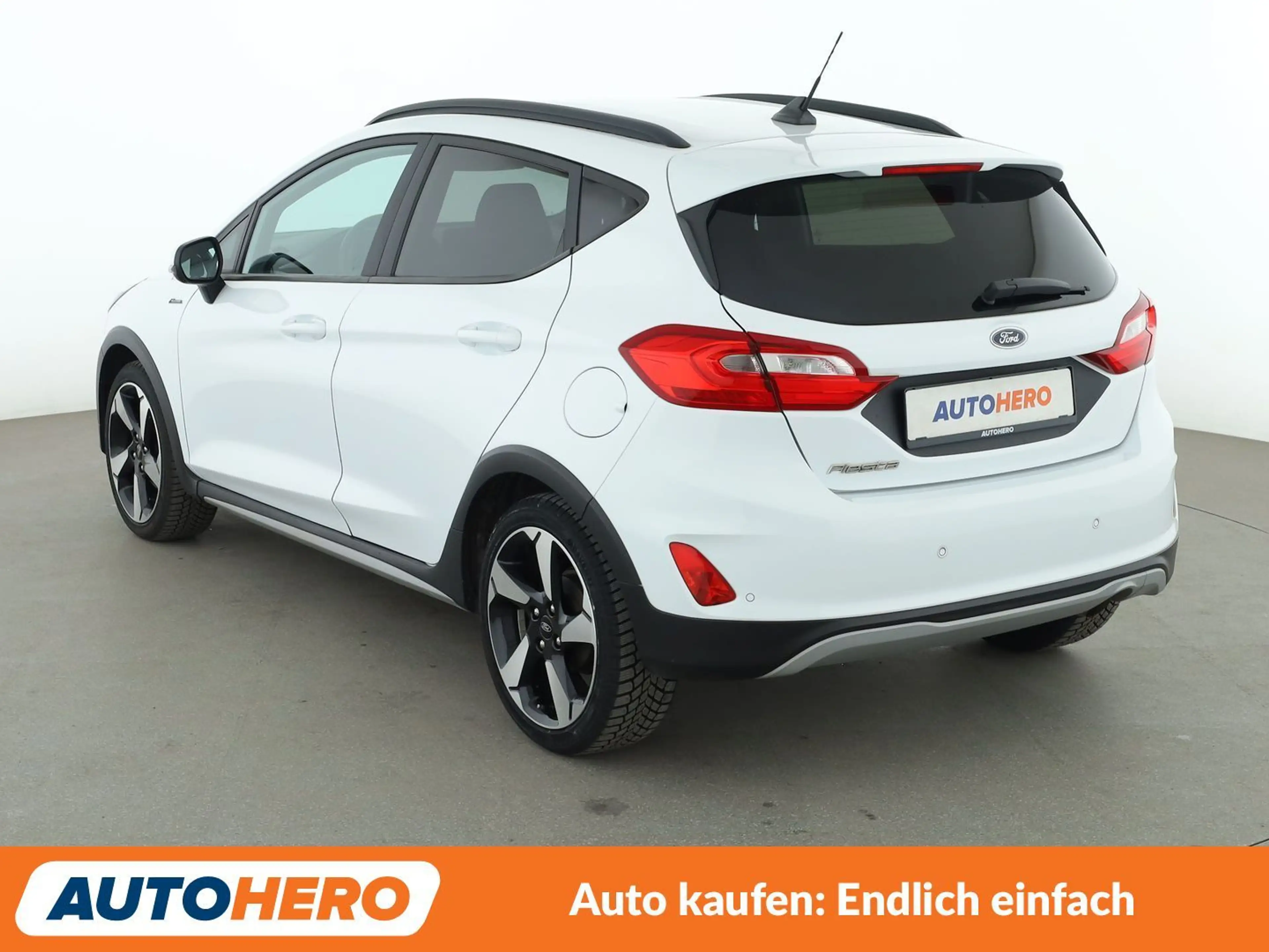 Ford Fiesta 1.0 EcoBoost Active *NAVI*TEMPO*PDC*SHZ*KLIMA* — photo 4