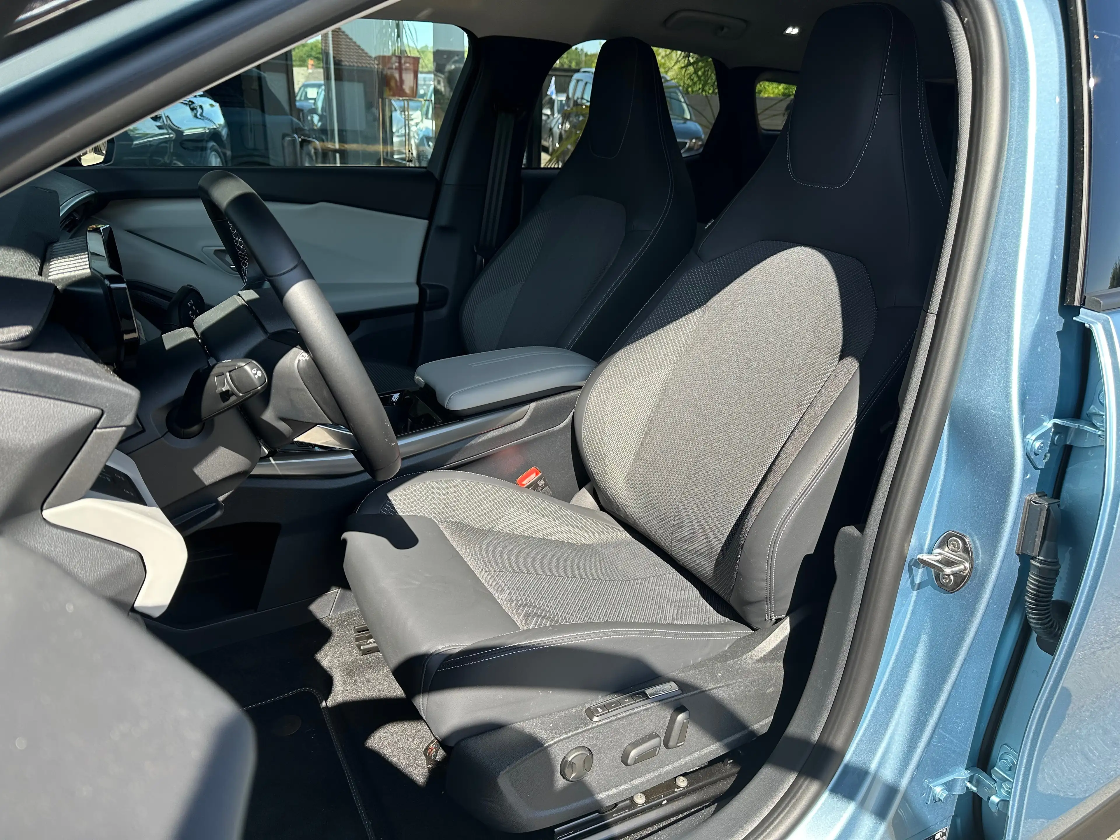 Ford Explorer Électrique 52kwh / 2026 / 3.500km.. — photo 6