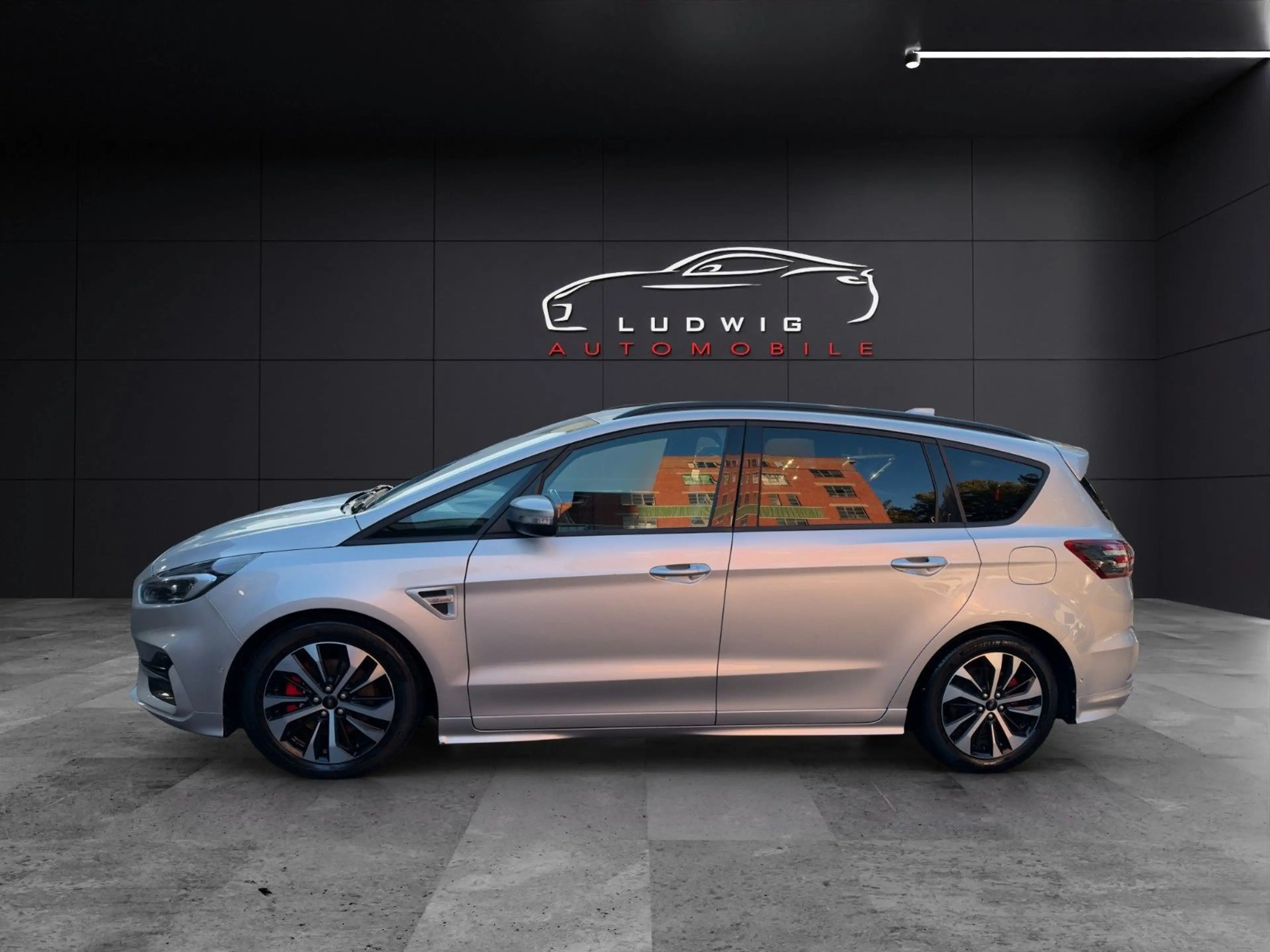Ford S-Max S-MAX ST-Line / AUTOMATIK / TRAUMZUSTAND — photo 4